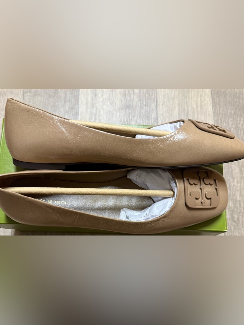 Tory Burch Camel Leather Logo Ballet Flats - Picture 4 of 6